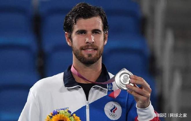 育世界中 育世界中