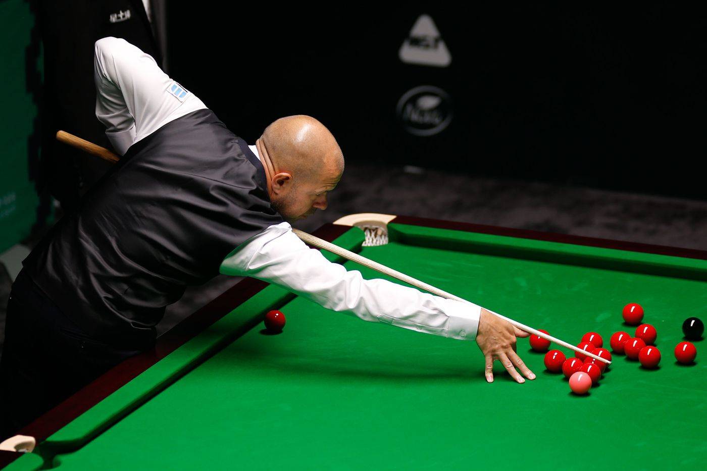 有点诡异 有点诡异