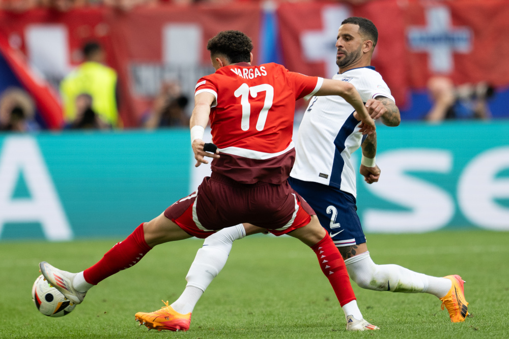 过足球这个 过足球这个